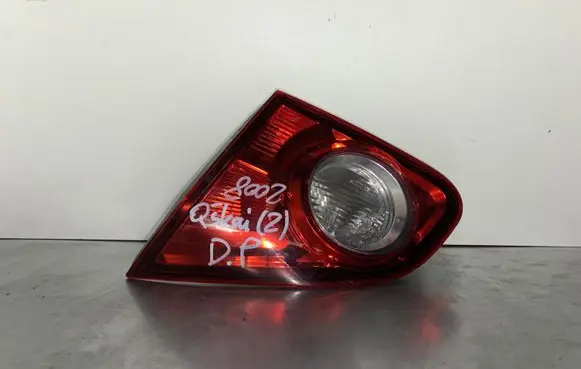 Nissan Qashqai Tailgate rear/tail lights 89071064