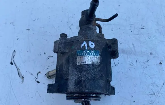 Toyota Avensis T220 Vacuum pump 2930027010