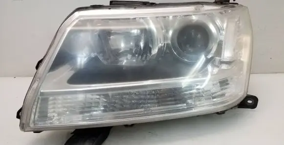 Suzuki Grand Vitara II Headlight/headlamp 10059079 10059088