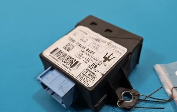 Maserati Quattroporte Central body control module 670009685 IMPRK1535377