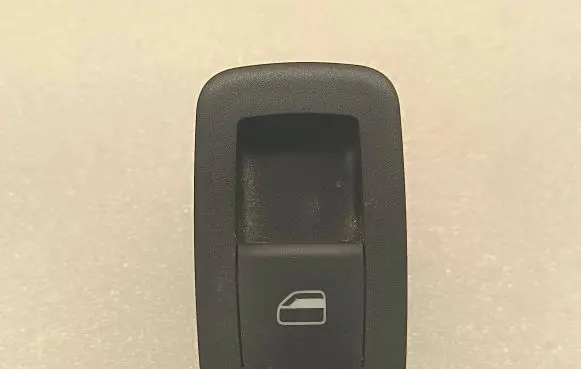Chrysler Pacifica Electric window control switch 68234086AB 10116562