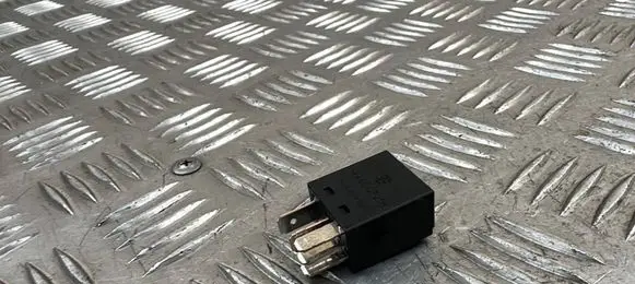 Audi A3 8Y Other relay 4H0951253C