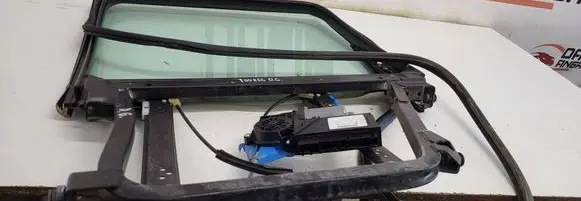 Volkswagen Touareg I Rear door window regulator with motor 3D0959794C 05074390