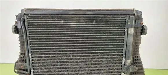 Volkswagen Golf V Radiator set