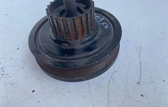 Audi A3 S3 8P Crankshaft pulley 03G105243