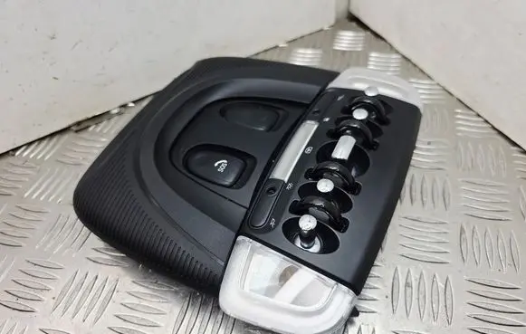 Mini One - Cooper F56 F55 Front seat light 9331122 A16921 18159710