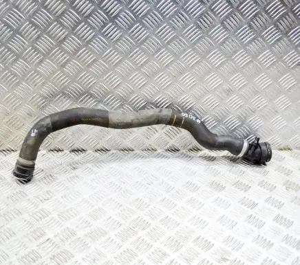 BMW 4 F32 F33 Engine coolant pipe/hose 2795673