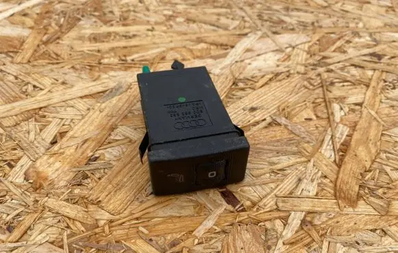 Audi A4 S4 B5 8D Seat heating switch 8D0963563