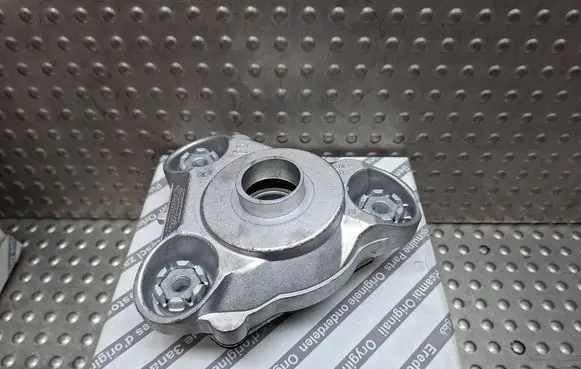 Peugeot Boxer Front upper strut mount S26336299 1350788080