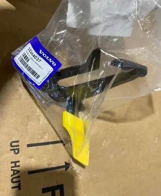 Volvo XC40 Engine bonnet/hood lock/latch loop/hook 32244037