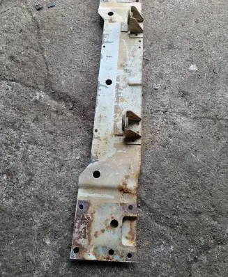 Mercedes-Benz 207 310 Front bodywork piece 