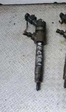 Opel Vectra C Fuel injector 0445110165