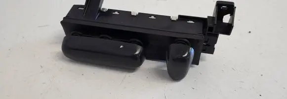 Toyota RAV 4 (XA30) Seat control switch 18A189