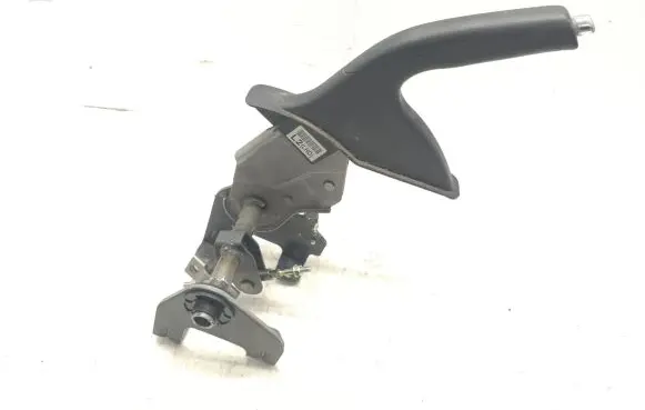 Hyundai ix35 Handbrake/parking brake lever assembly