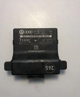 Volkswagen Golf V Gateway control module 1K0907530C
