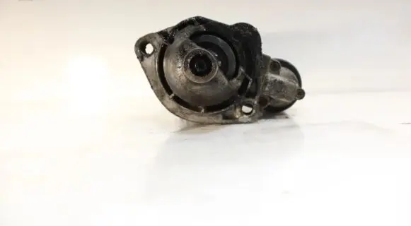Volkswagen PASSAT B5 Starter motor 1005821478