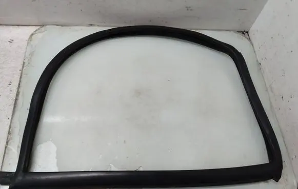 Citroen Jumper Rubber seal front coupe door window 