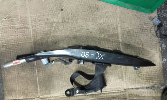 Volvo XC90 Front seatbelt 30662726
