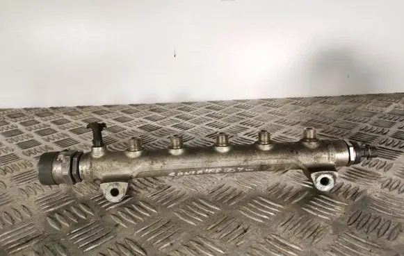 Hyundai Santa Fe Fuel main line pipe 0445214085