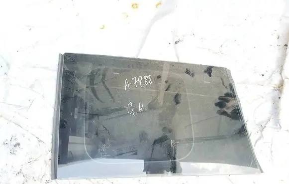 Mazda 5 Rear side window nsgm3108 43r-005834