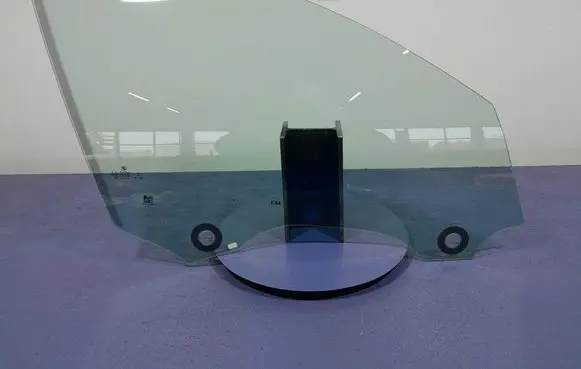 BMW 2 F45 Front door window glass four-door 7474356