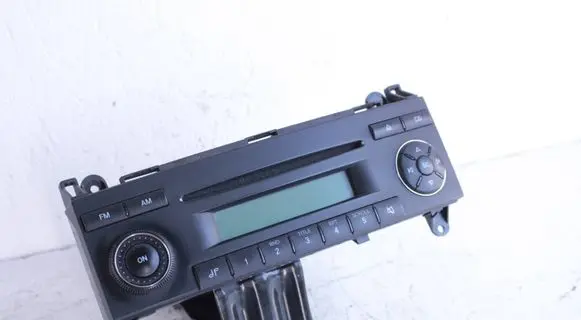 Volkswagen Crafter Radio/CD/DVD/GPS head unit A0048204086 969004000
