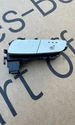 Mercedes-Benz C W205 Seat heating switch A2059050404 03464210601 4232HW132000