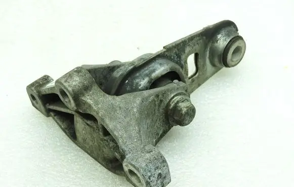 Renault Espace V (RFC) Engine mounting bracket 1123800Q0A 112383734R