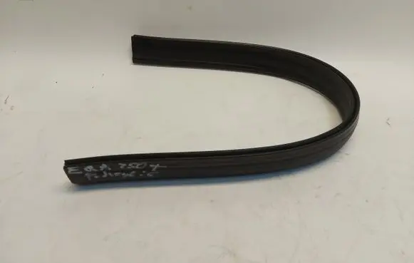 Mercedes-Benz EQA Wiper trim MERCEDESEQAUSZCZ