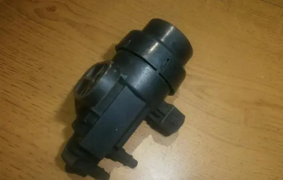 Ford Mondeo MK II Turbo solenoid valve 95BB9J459