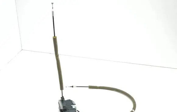 Nissan Qashqai Front door lock