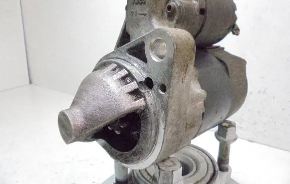 Nissan Micra Starter motor 233001F760