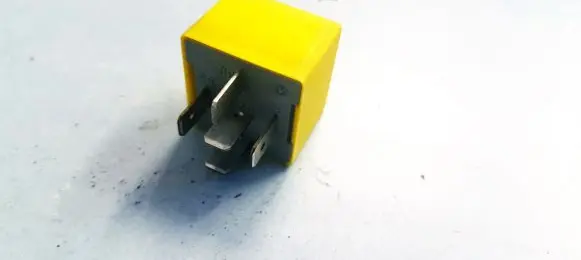 Renault Laguna I Other relay 7700844253