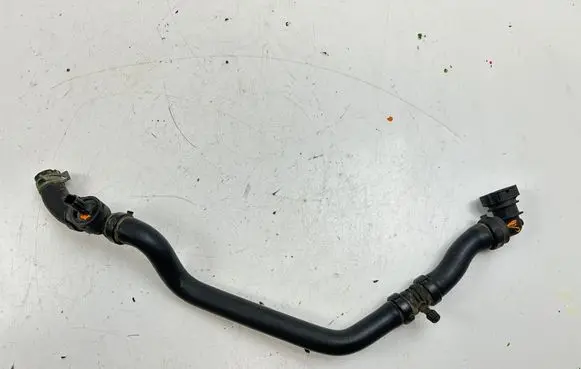 Renault Kangoo II Engine coolant pipe/hose