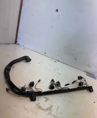 BMW 3 F30 F35 F31 Fuel injector wires 7589639 58650910