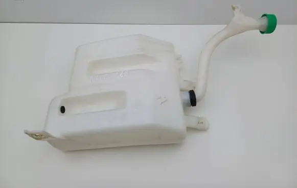 Nissan Note (E11) Windshield washer fluid reservoir/tank 