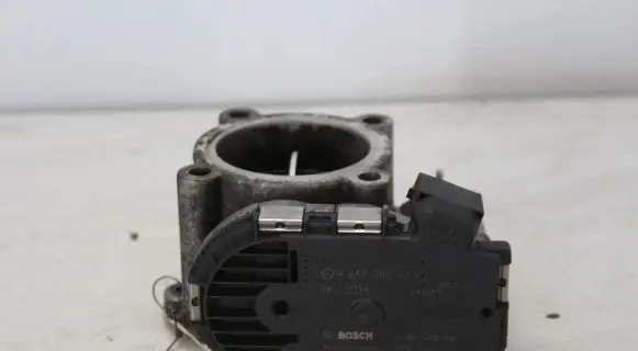 Mercedes-Benz E W211 Throttle valve A6420900270 0281002894