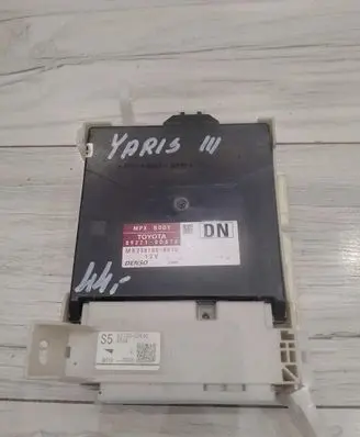 Toyota Yaris Engine control unit/module ECU 89221-0D870