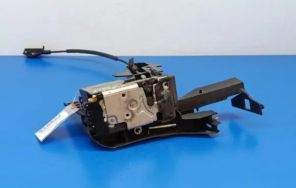 Ford Fiesta Front door lock