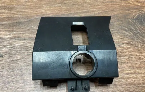 Porsche Cayenne (9Y0 9Y3) Front parking sensor holder (PDC) 9Y0807131B