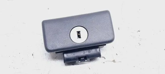 Toyota Corolla Verso AR10 Glove box handle 
