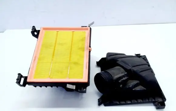 Toyota Verso-S Air filter box 3465454 105435