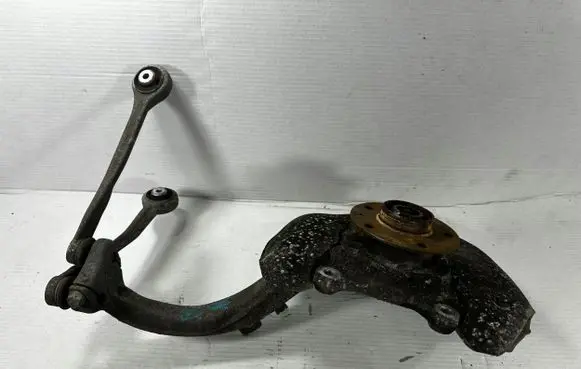 Audi Q5 SQ5 Front wheel hub spindle knuckle