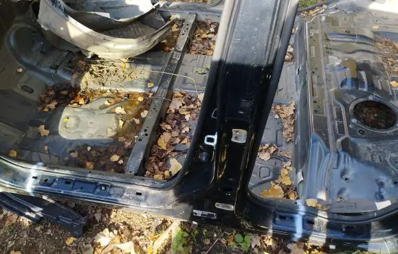 Honda CR-V Pillar (middle) 