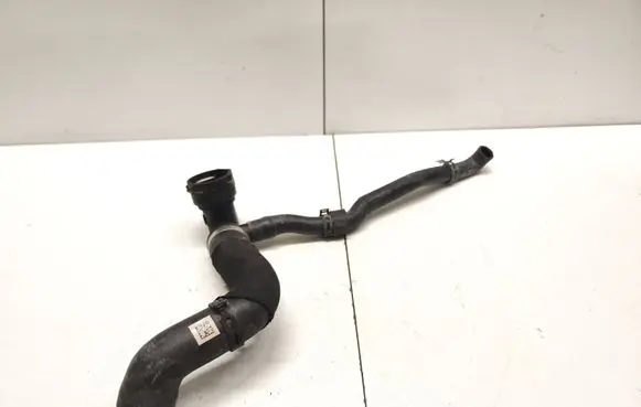 Audi A5 Engine coolant pipe/hose 8W0122049A 8W0122101AM
