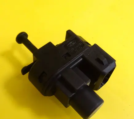 Mazda Premacy Brake pedal sensor switch 93BB13480BC