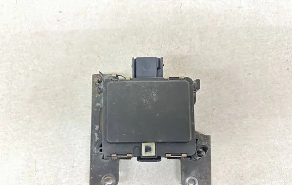 Volkswagen Golf VII Distronic sensor radar 5Q0907561H 5Q0907572H 5Q0.907.561.H