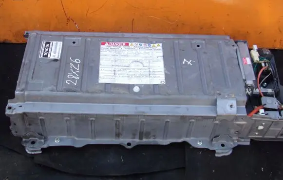 Toyota Prius (NHW20) Hybrid / electric car battery G928047110 1NZFXE