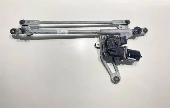 Audi Q5 SQ5 Front wiper linkage and motor 80B955023A A9391310 1112170727