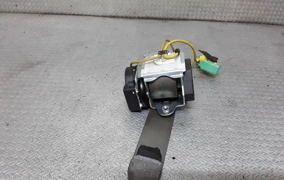 Volkswagen Phaeton Front seatbelt 600649800